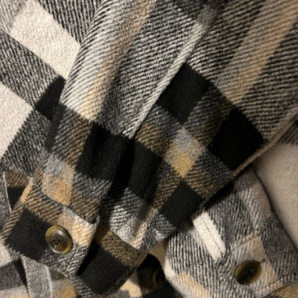 Love Tree Women’s Heavy Shirt Coat /Shacket - Picture 9 of 16